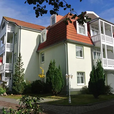 Rosenhof 13 Otel Kühlungsborn
